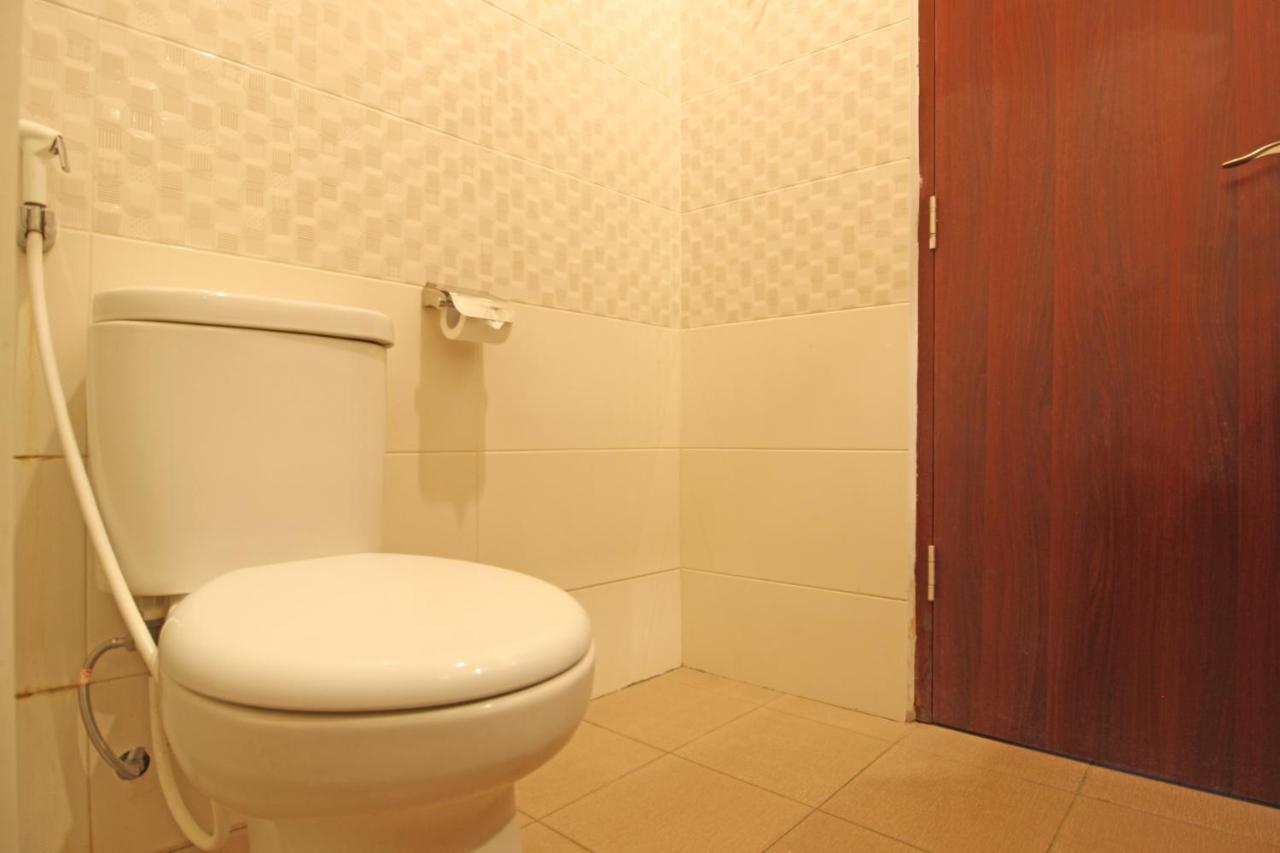 Hotel Reddoorz Premium Near Sleman Hall 3*